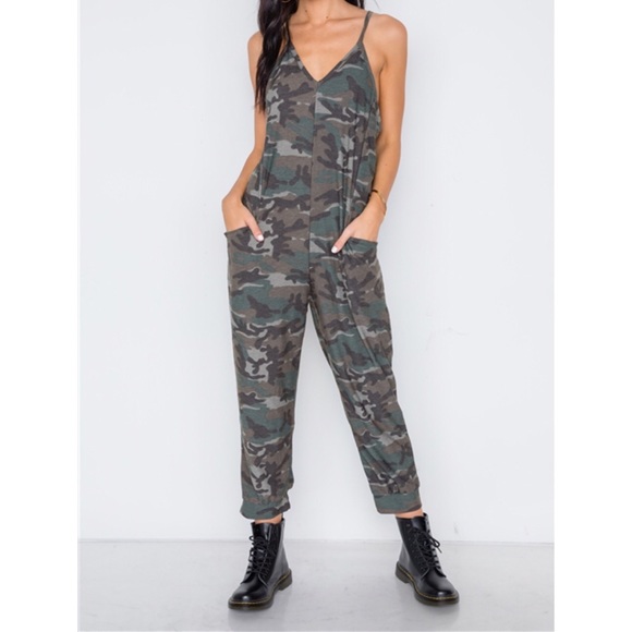 GREEN CAMOUFLAGE KNIT CAMI HAREM JUMPSUIT - Picture 4 of 5